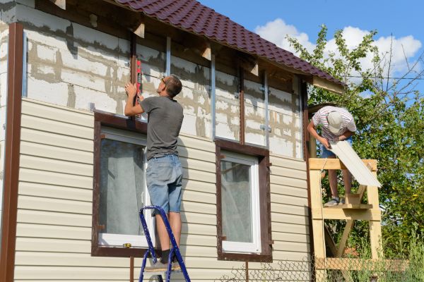 Cost of Handyman Siding Repair in Cedar Falls