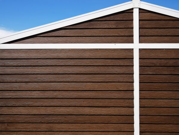 Cost of Hardwood Siding Installation in Cedar Falls