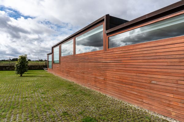Cost of Wood Cladding Service in Cedar Falls